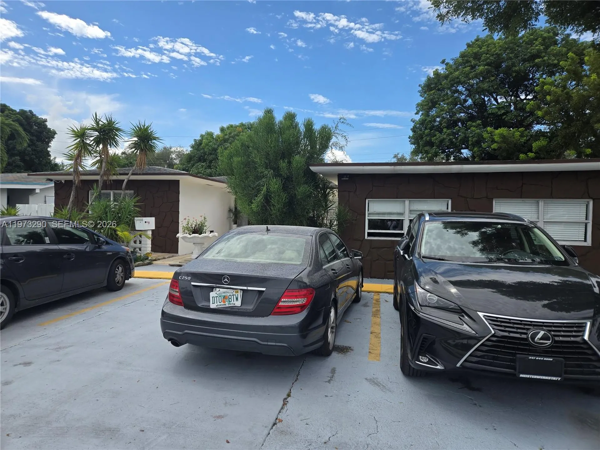 5712 Hollywood Boulevard Hollywood FL 33021