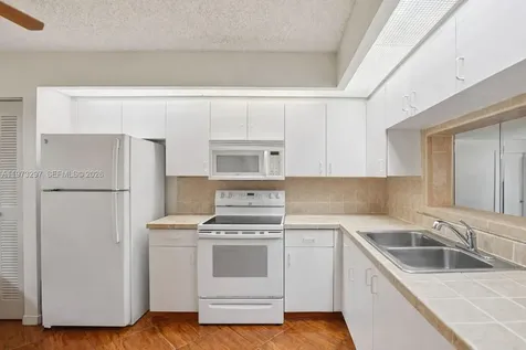 901 SW 138th Avenue Pembroke Pines FL 33027