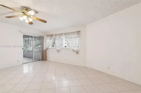 901 SW 138th Avenue Pembroke Pines FL 33027