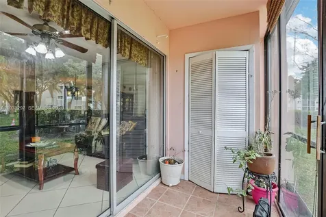 901 SW 138th Avenue Pembroke Pines FL 33027