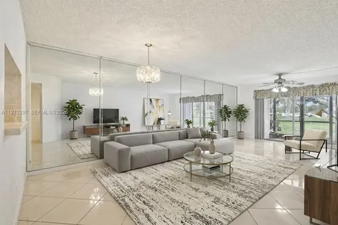 901 SW 138th Avenue Pembroke Pines FL 33027