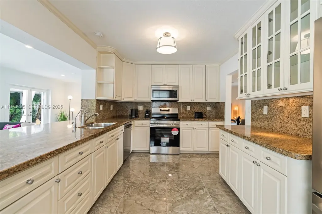 5900 NE 15th Avenue Fort Lauderdale FL 33334