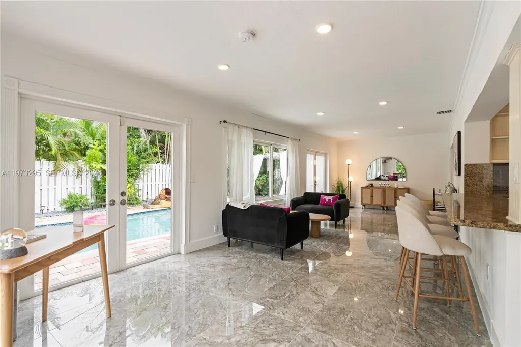 5900 NE 15th Avenue Fort Lauderdale FL 33334