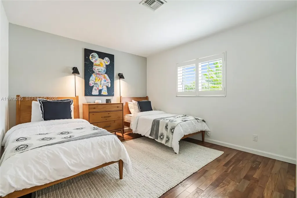 5900 NE 15th Avenue Fort Lauderdale FL 33334