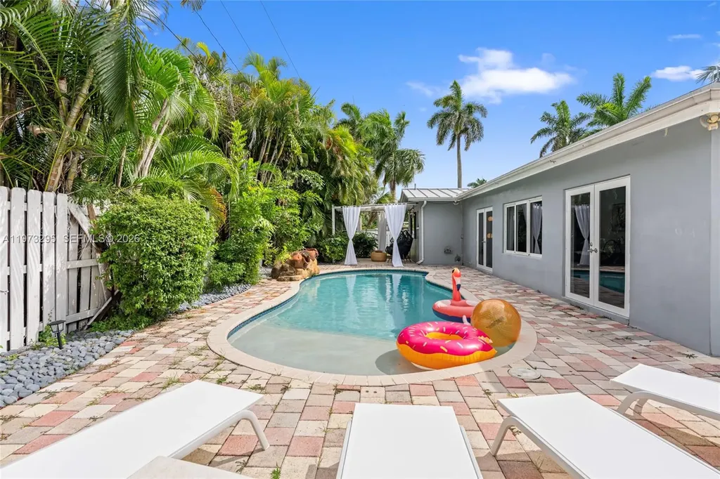 5900 NE 15th Avenue Fort Lauderdale FL 33334