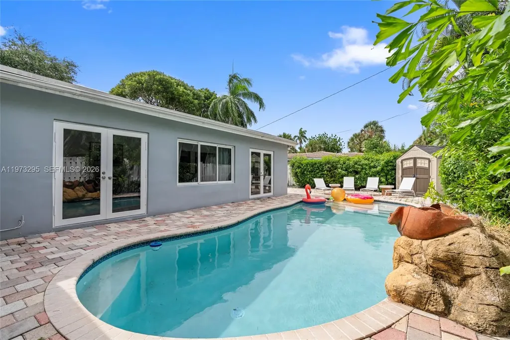 5900 NE 15th Avenue Fort Lauderdale FL 33334