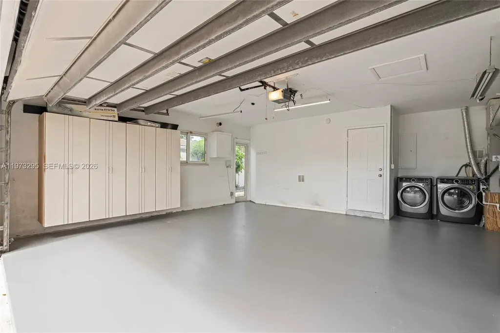 5900 NE 15th Avenue Fort Lauderdale FL 33334