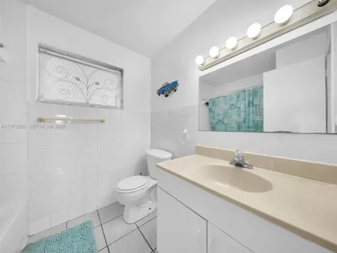 1530 NE 191st Street Miami FL 33179