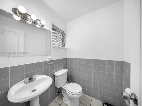 1530 NE 191st Street Miami FL 33179