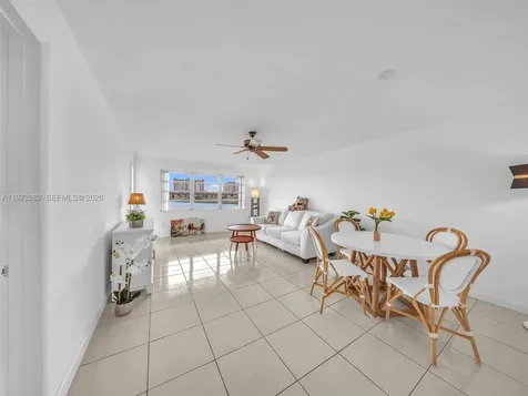 1530 NE 191st Street Miami FL 33179