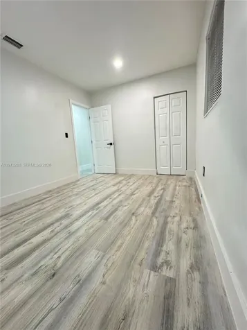 1270 NE 207th Terrace Miami FL 33179