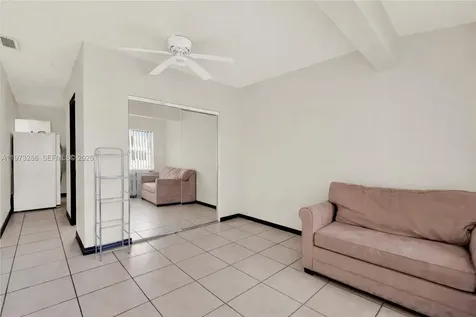 7320 NW 2nd Street Pembroke Pines FL 33024