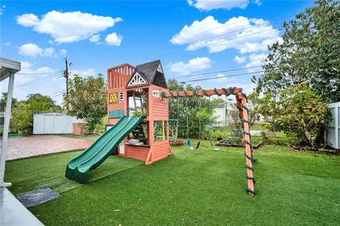 7320 NW 2nd Street Pembroke Pines FL 33024