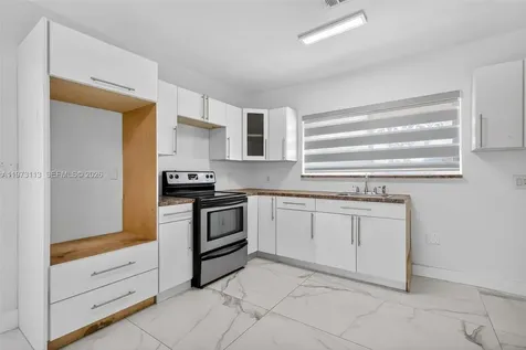 801 S Biscayne River Drive Miami FL 33169