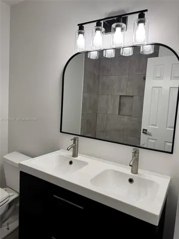 10042 SW 147th Place Miami FL 33196