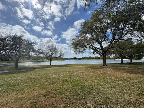 10042 SW 147th Place Miami FL 33196