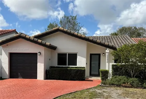 10042 SW 147th Place Miami FL 33196