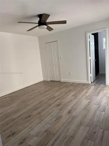 10042 SW 147th Place Miami FL 33196