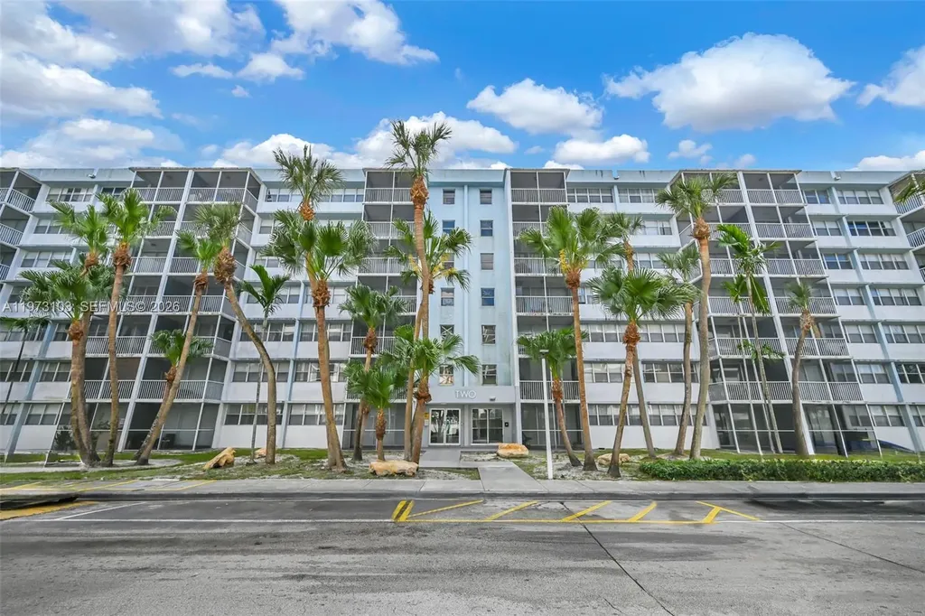 700 NW 214th Street Miami Gardens FL 33169