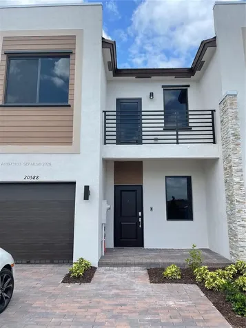 20564 NE 5th Place Miami FL 33179