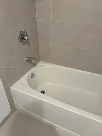 20564 NE 5th Place Miami FL 33179