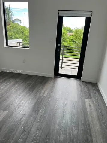 20564 NE 5th Place Miami FL 33179