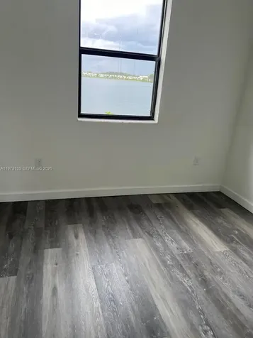 20564 NE 5th Place Miami FL 33179