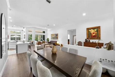 1623 Blue Jay Circle Weston FL 33327