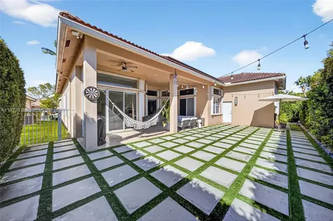 1623 Blue Jay Circle Weston FL 33327