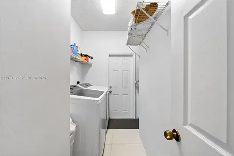 1623 Blue Jay Circle Weston FL 33327