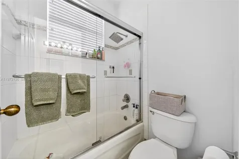 1623 Blue Jay Circle Weston FL 33327