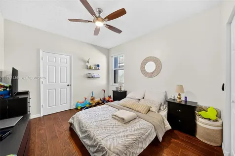 1623 Blue Jay Circle Weston FL 33327