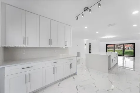 2007 Woodlands Way Deerfield Beach FL 33442