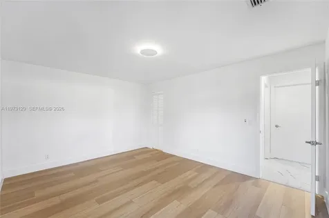 2007 Woodlands Way Deerfield Beach FL 33442
