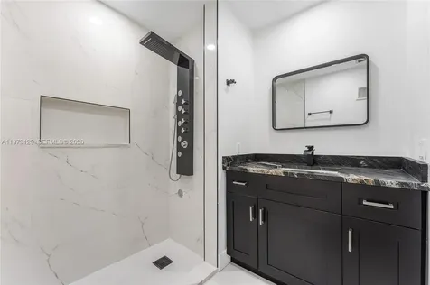 2007 Woodlands Way Deerfield Beach FL 33442