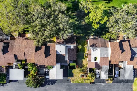 2007 Woodlands Way Deerfield Beach FL 33442