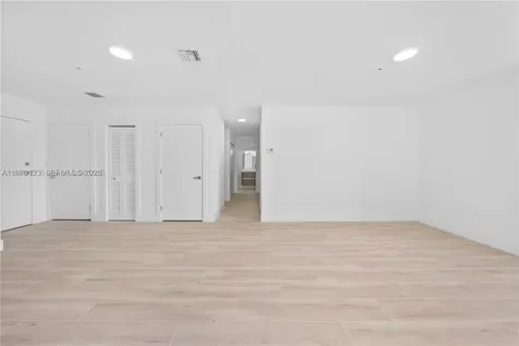 32 NW 14th Avenue Miami FL 33125