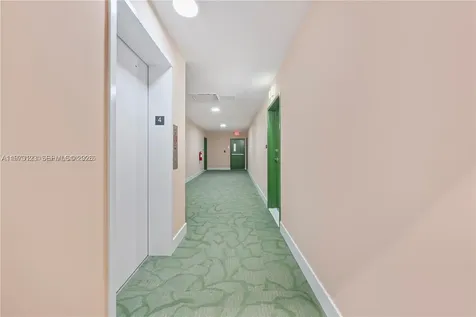 32 NW 14th Avenue Miami FL 33125