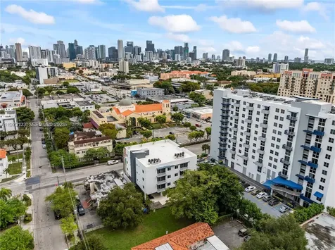 32 NW 14th Avenue Miami FL 33125