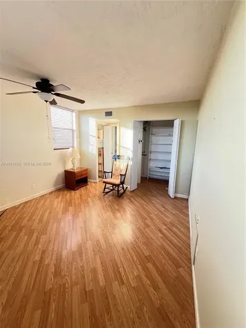 2851 Somerset Drive Lauderdale Lakes FL 33311