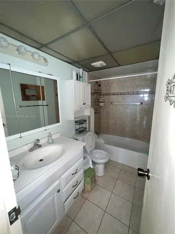 2851 Somerset Drive Lauderdale Lakes FL 33311