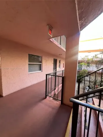 2851 Somerset Drive Lauderdale Lakes FL 33311