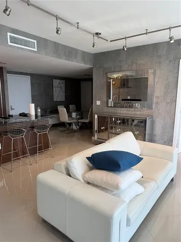 465 Brickell Avenue Miami FL 33131