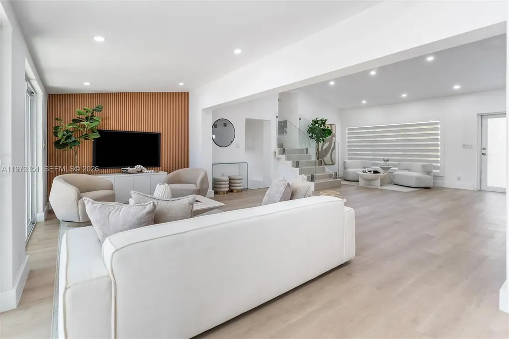 2548 Tortugas Lane Fort Lauderdale FL 33312