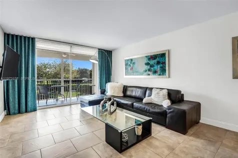 9539 Weldon Circle Tamarac FL 33321