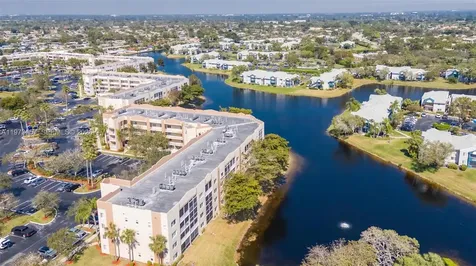 9539 Weldon Circle Tamarac FL 33321