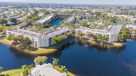 9539 Weldon Circle Tamarac FL 33321