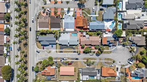 13710 SW 18th Terrace Miami FL 33175