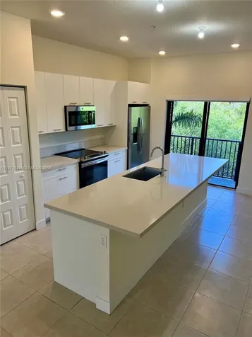 8031 NW 104th Avenue Doral FL 33178