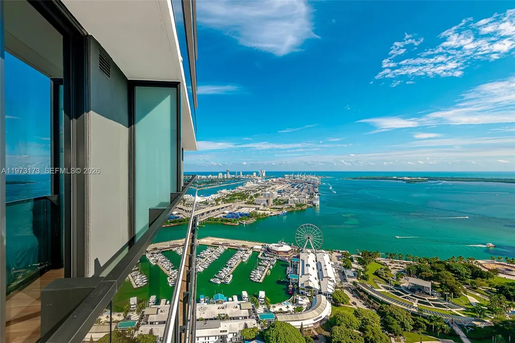 398 NE 5th Street Miami FL 33132